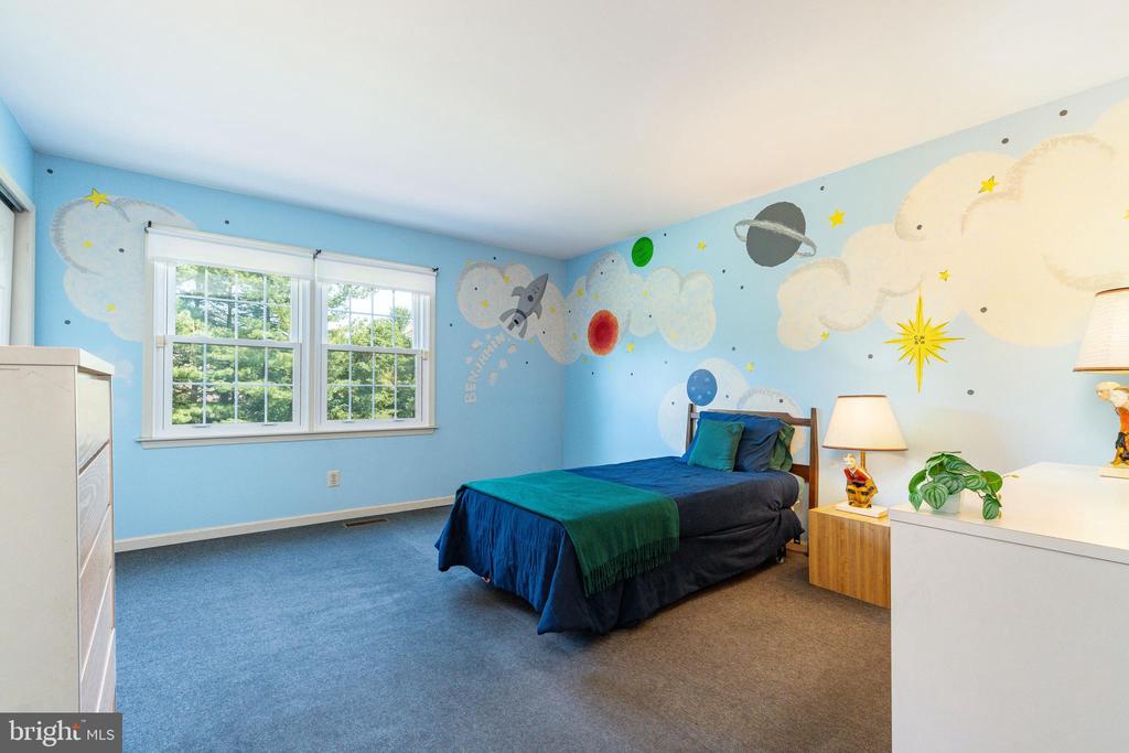 1321 TANGLEWOOD DRIVE