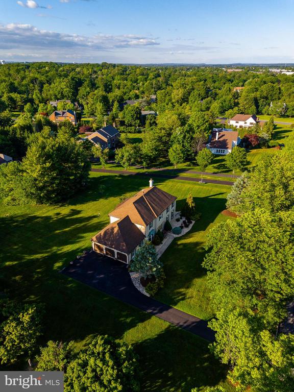 1321 TANGLEWOOD DRIVE