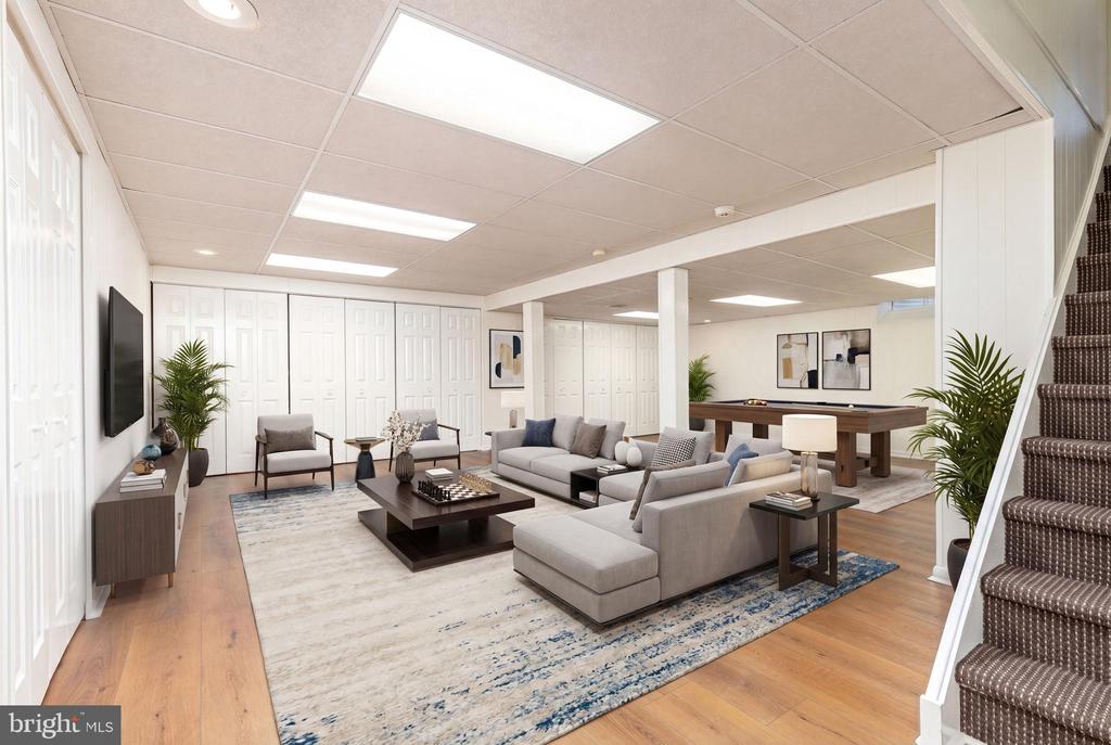 1321 TANGLEWOOD DRIVE
