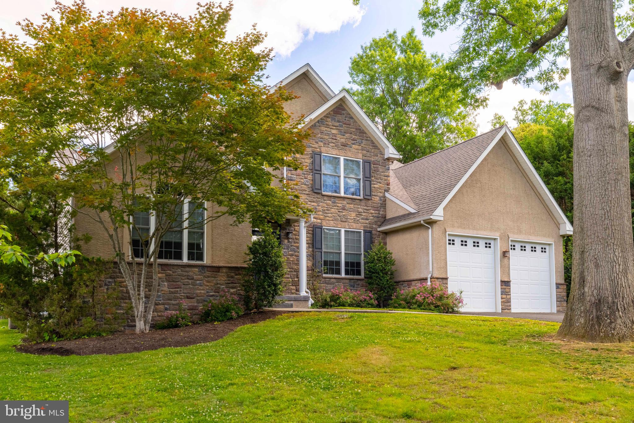 6 SHEPHERDS WAY