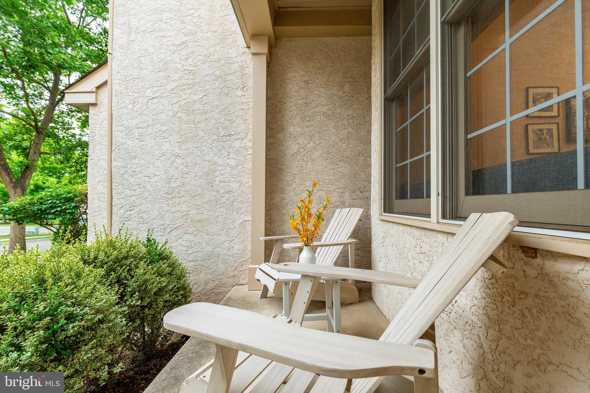 1060 TINTERN DRIVE