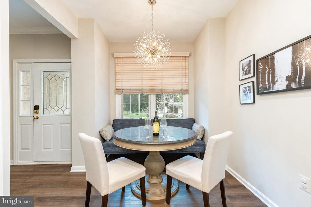 1060 TINTERN DRIVE