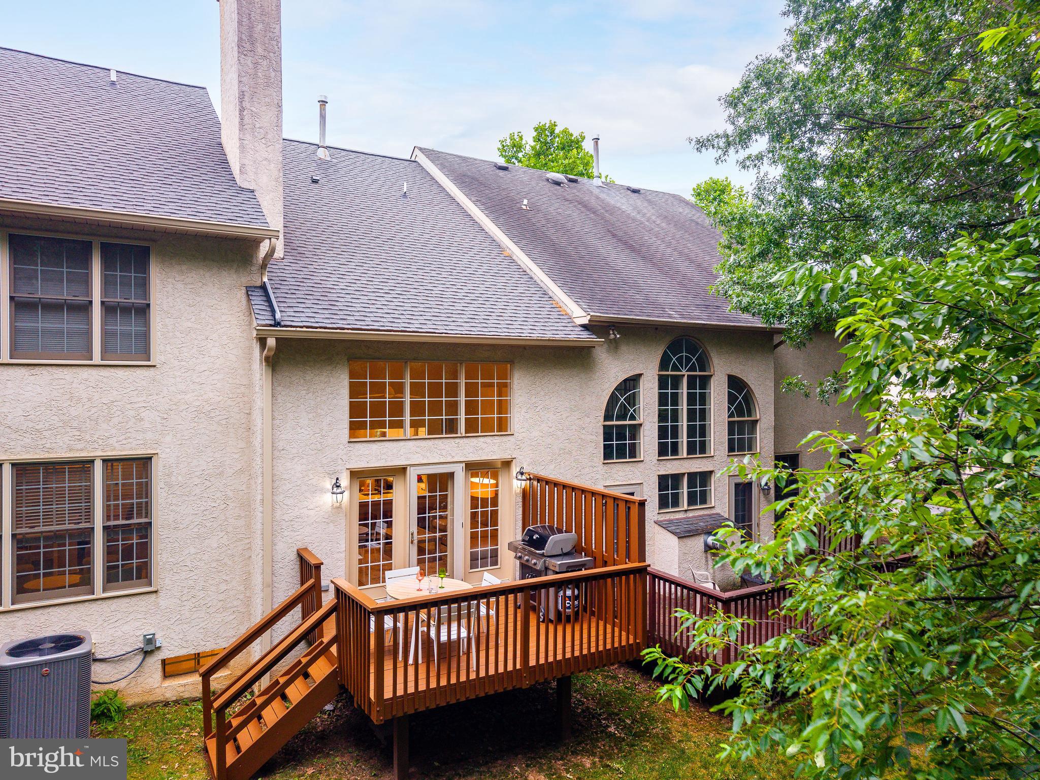 1060 TINTERN DRIVE