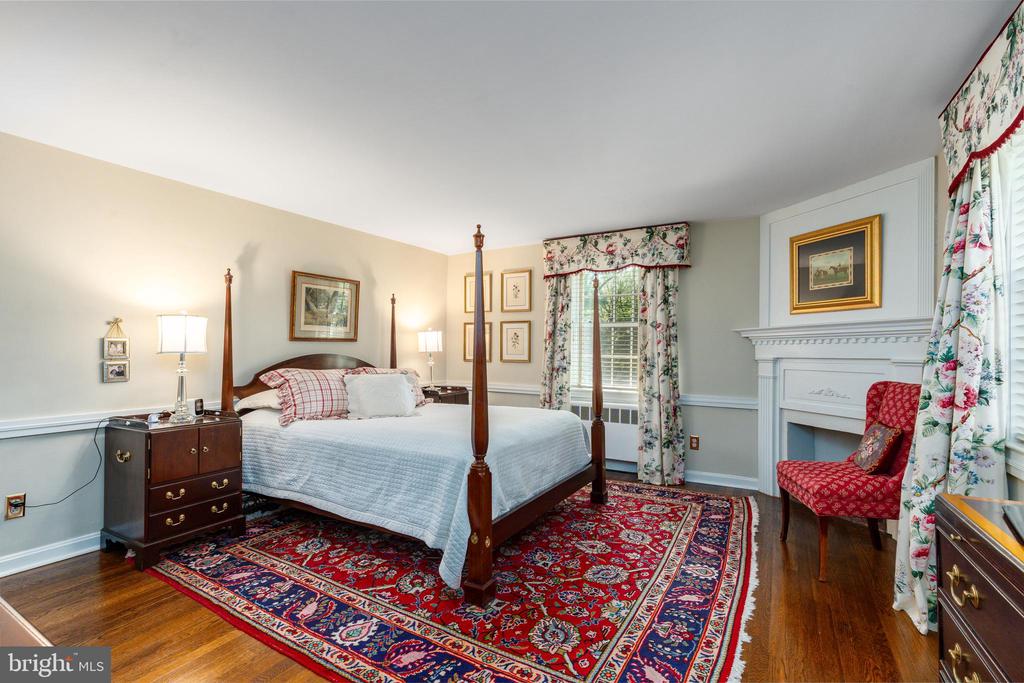 719 CEDAR HILL ROAD