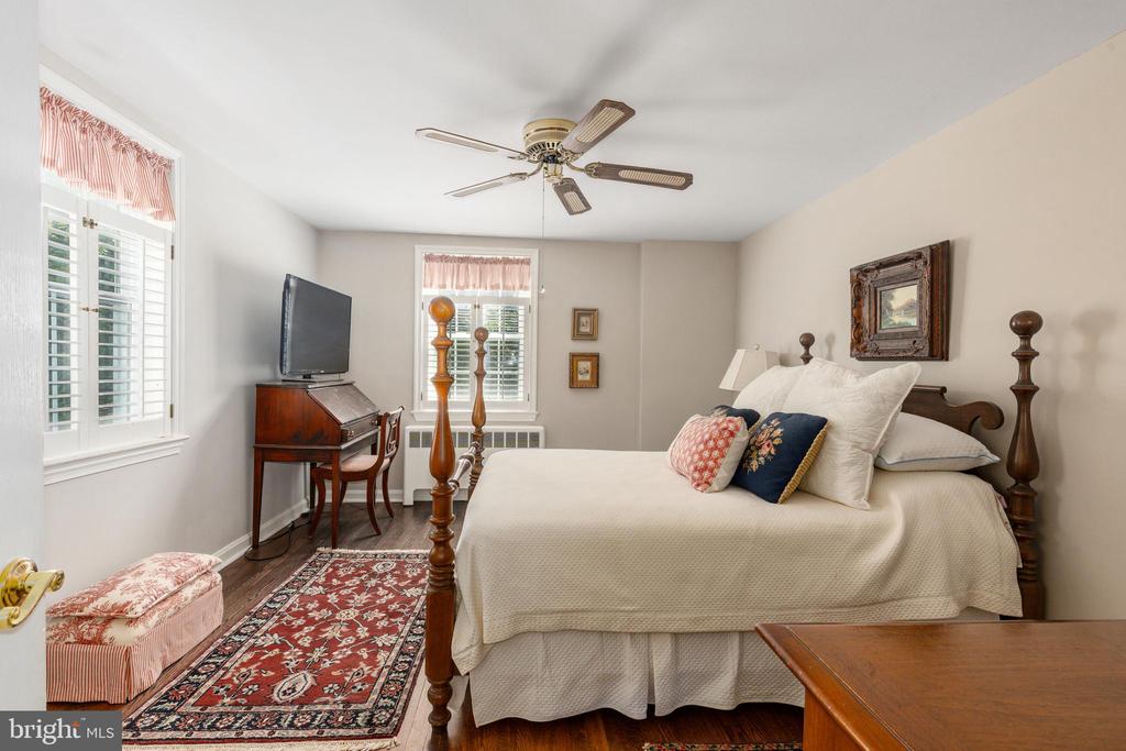 719 CEDAR HILL ROAD