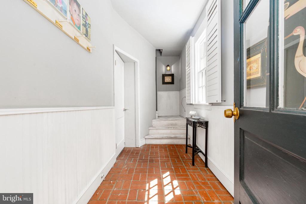 719 CEDAR HILL ROAD