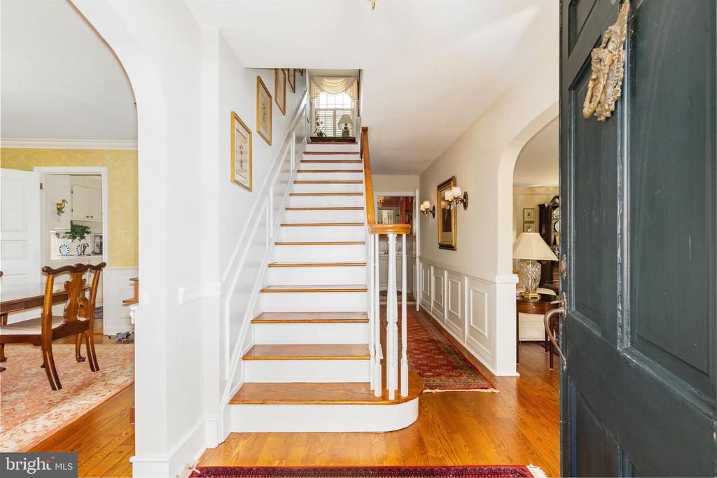 719 CEDAR HILL ROAD