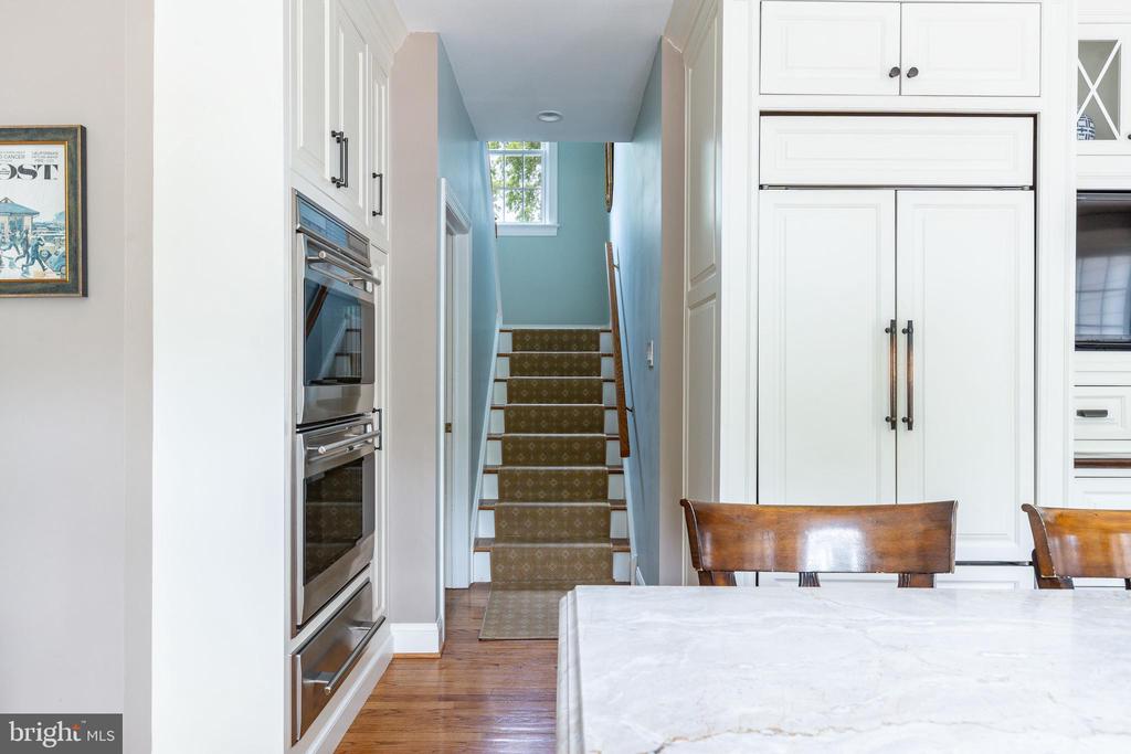 504 HOBBY HORSE HILL