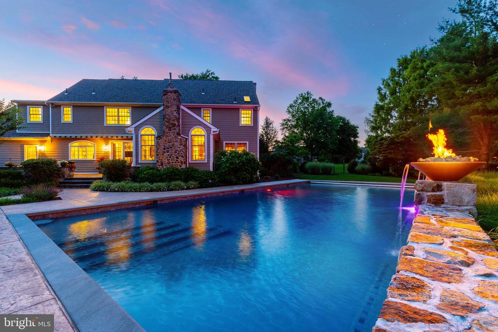 504 HOBBY HORSE HILL