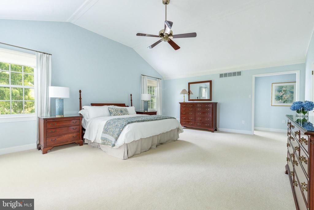504 HOBBY HORSE HILL