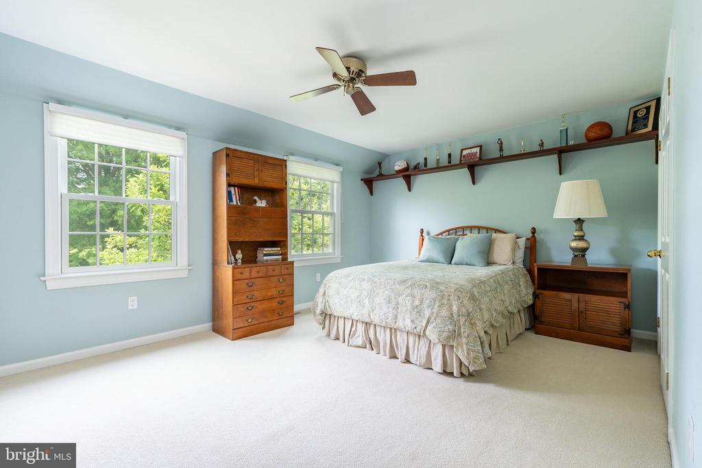 504 HOBBY HORSE HILL