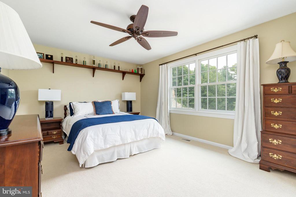 504 HOBBY HORSE HILL