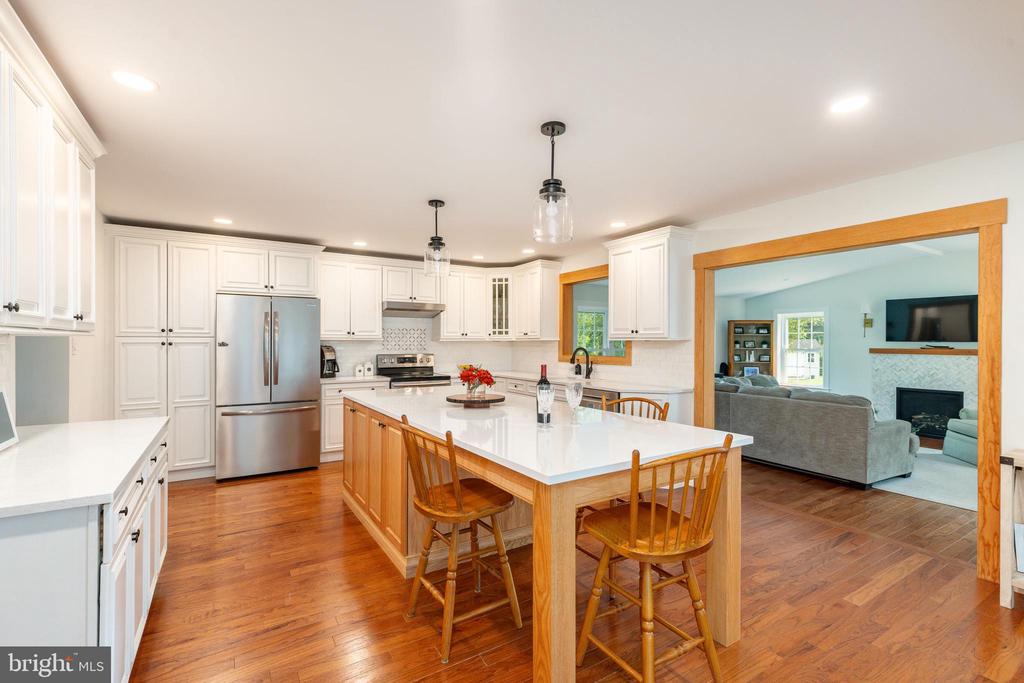 12 MEADE ROAD