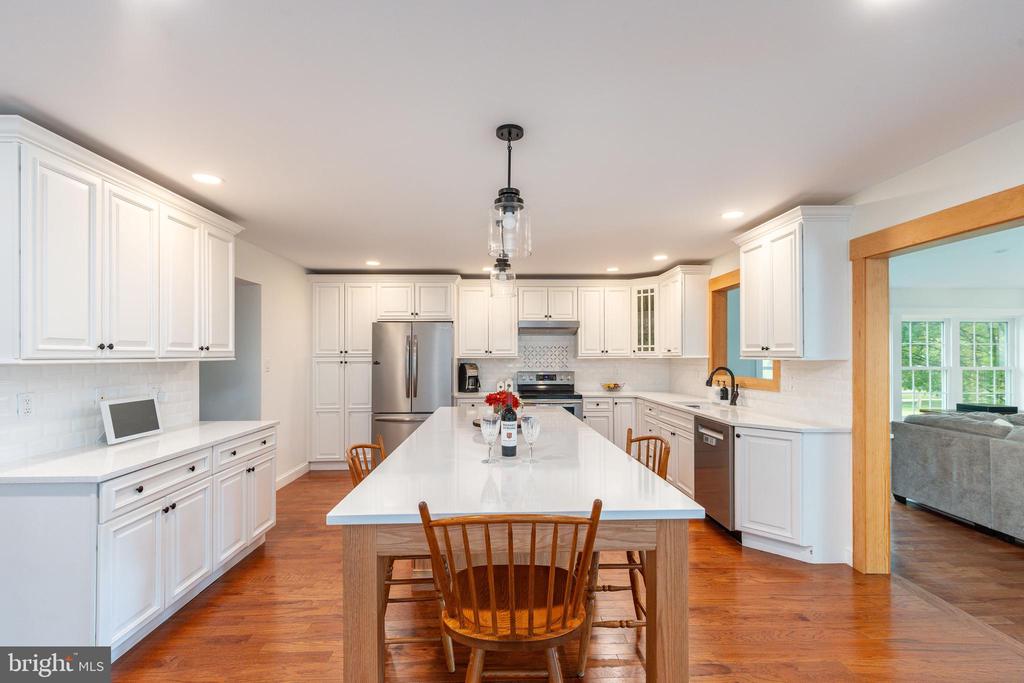 12 MEADE ROAD