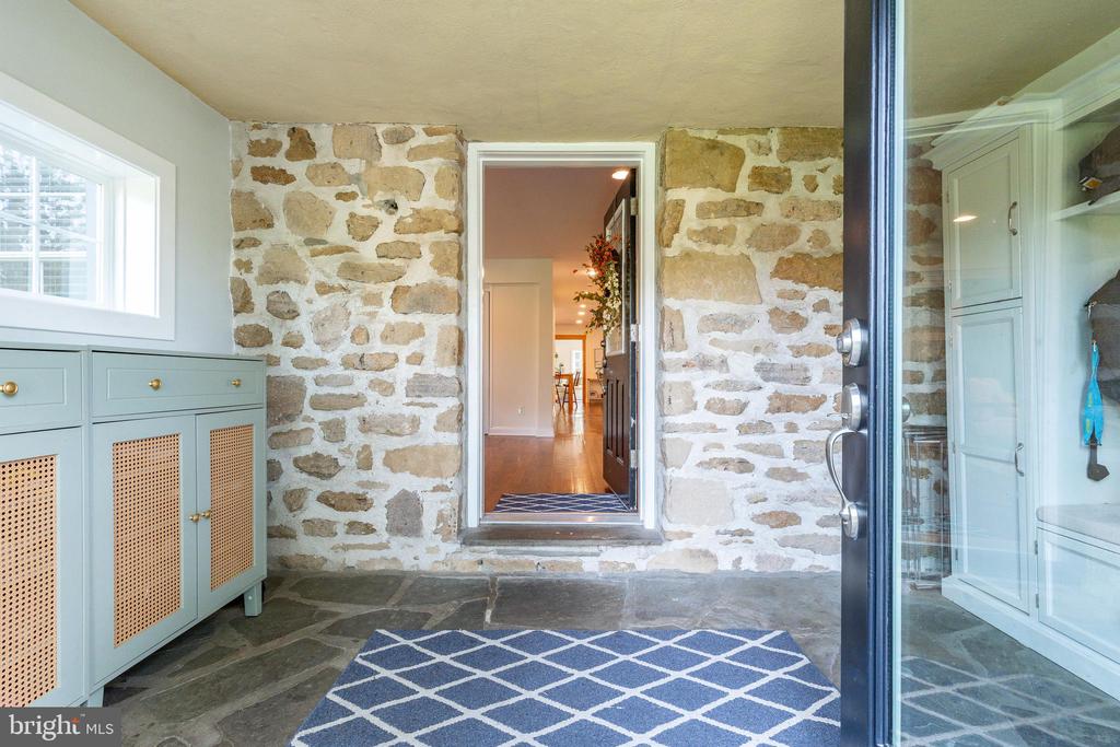 12 MEADE ROAD