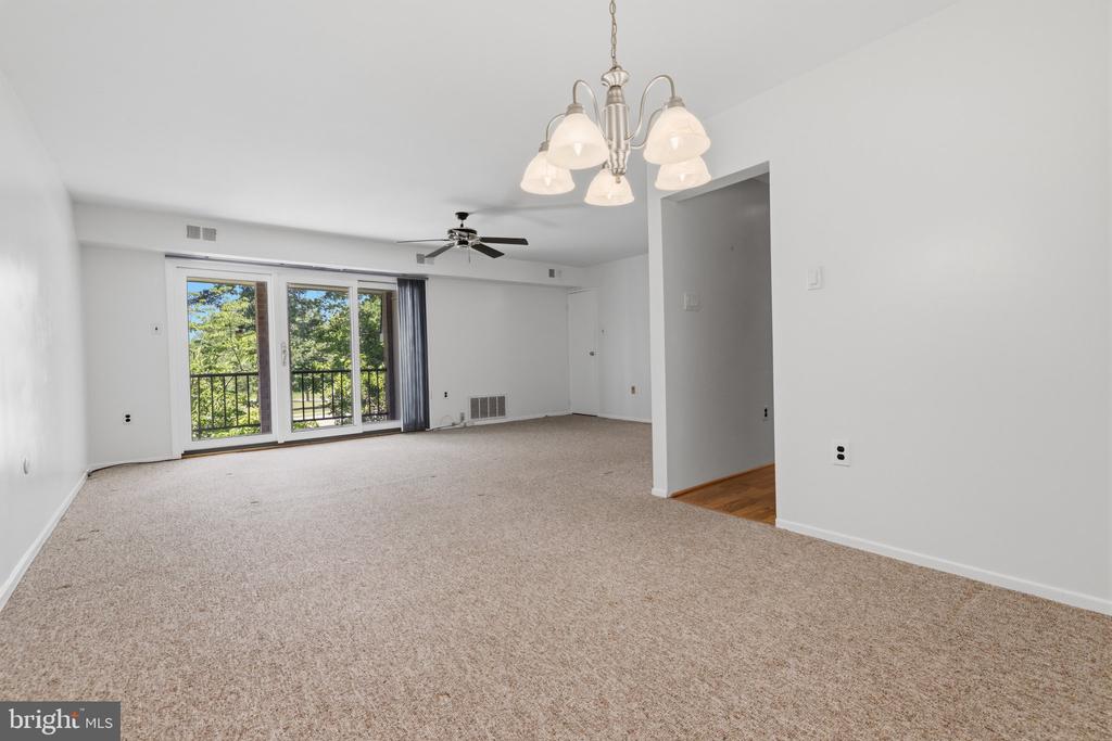 501 N BETHLEHEM PIKE Unit: 14-O