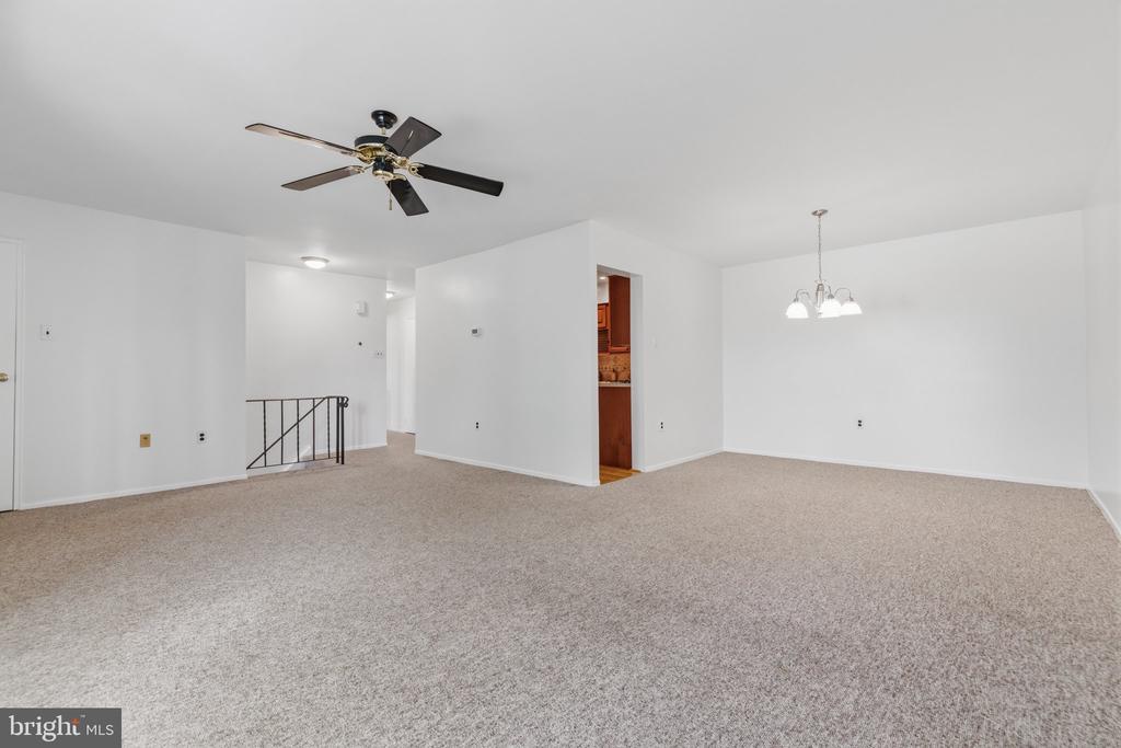 501 N BETHLEHEM PIKE Unit: 14-O