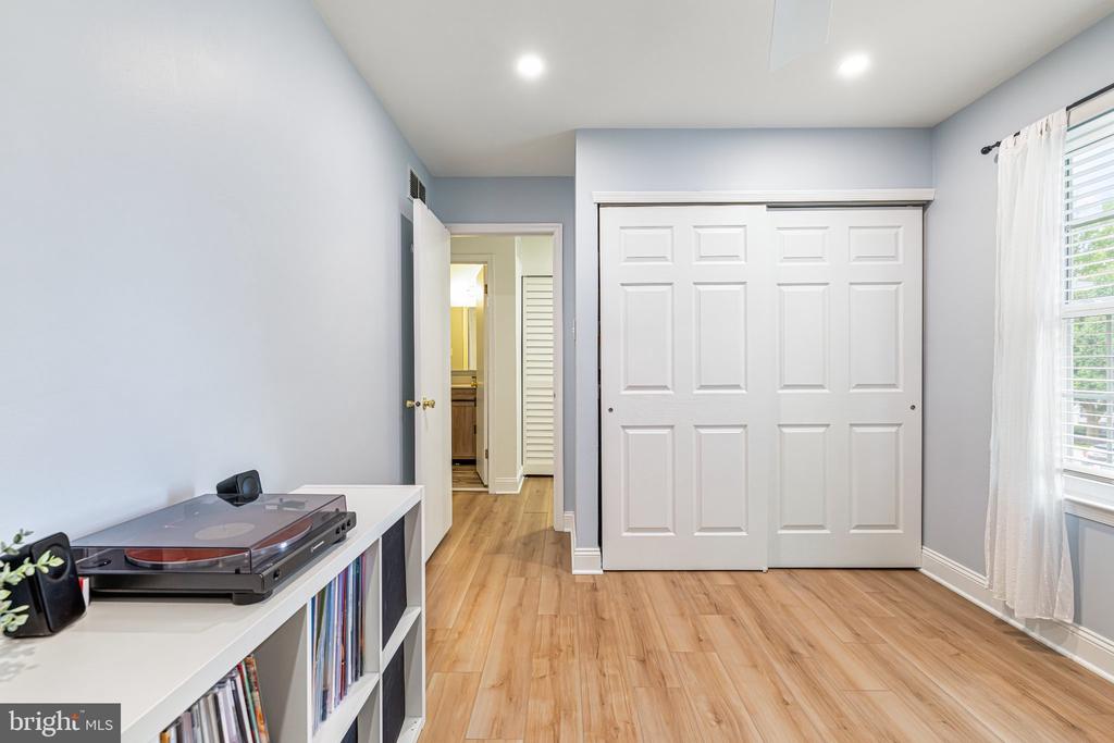 8 WOODBINE COURT