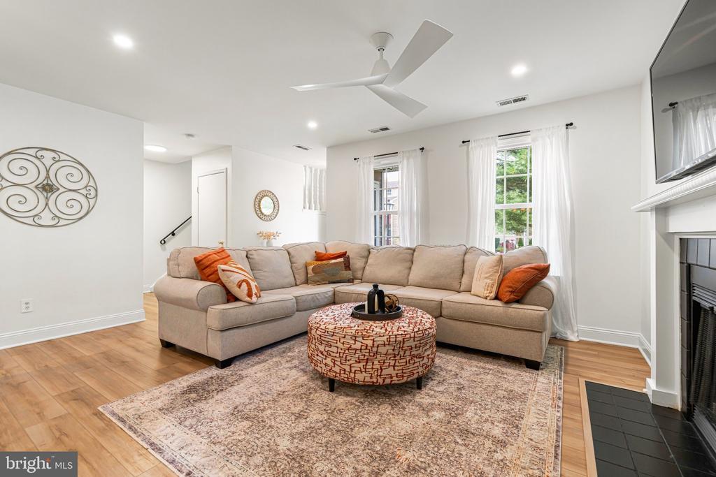 8 WOODBINE COURT