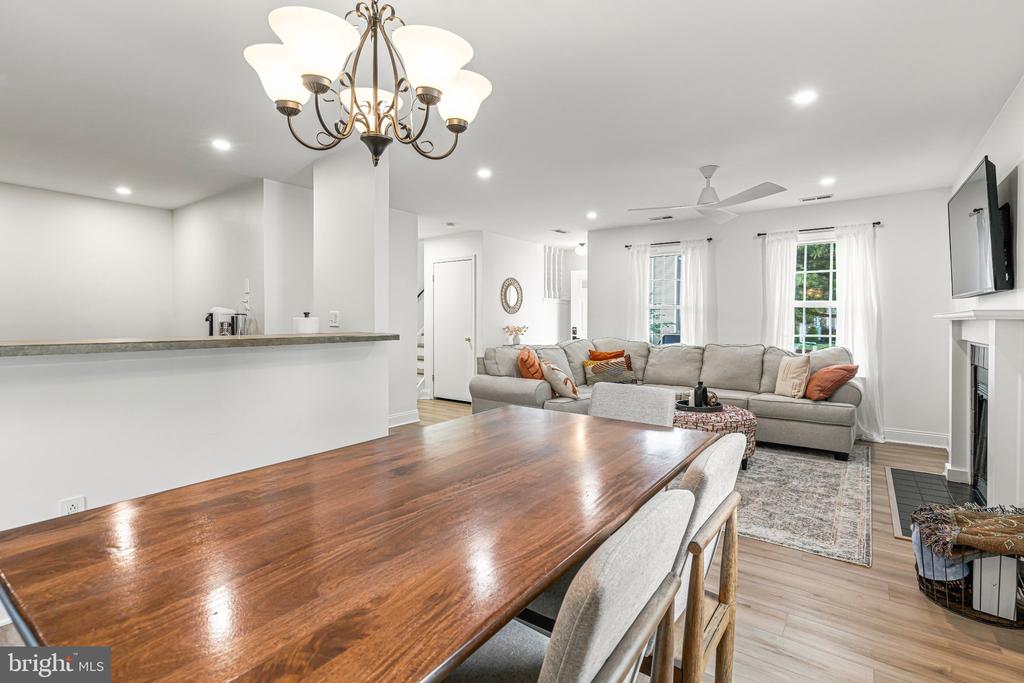 8 WOODBINE COURT