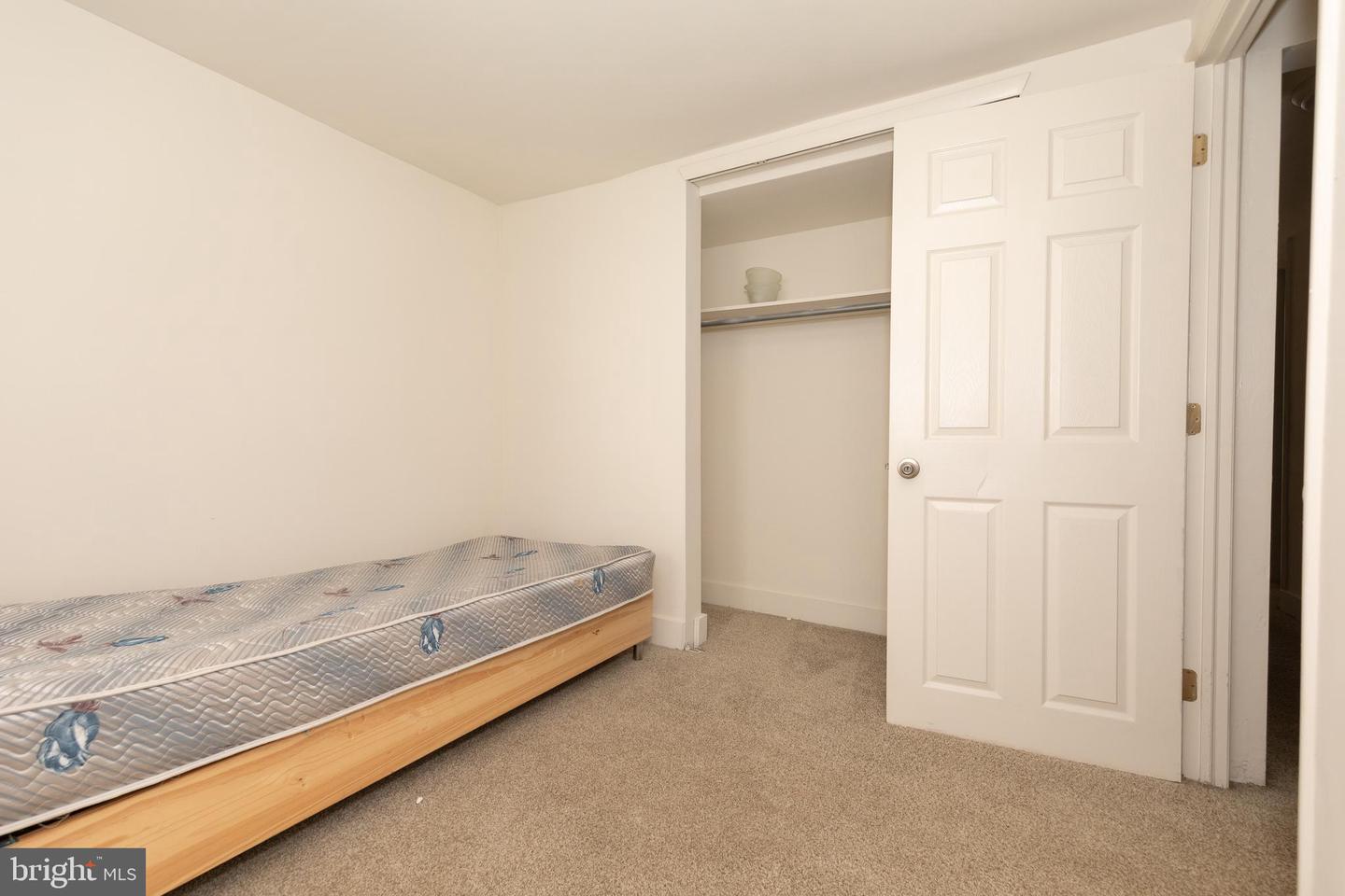 162 Green Ln
