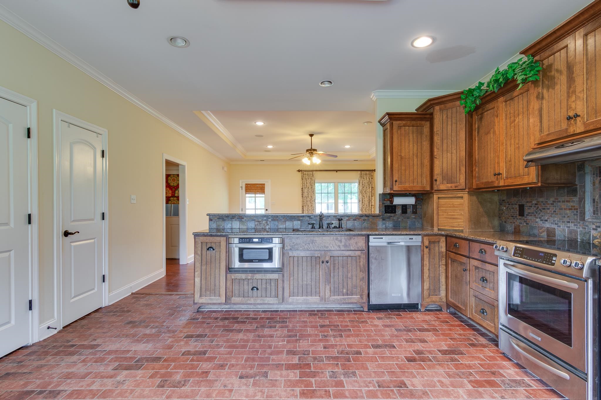 1368 JACK BENNETT RD