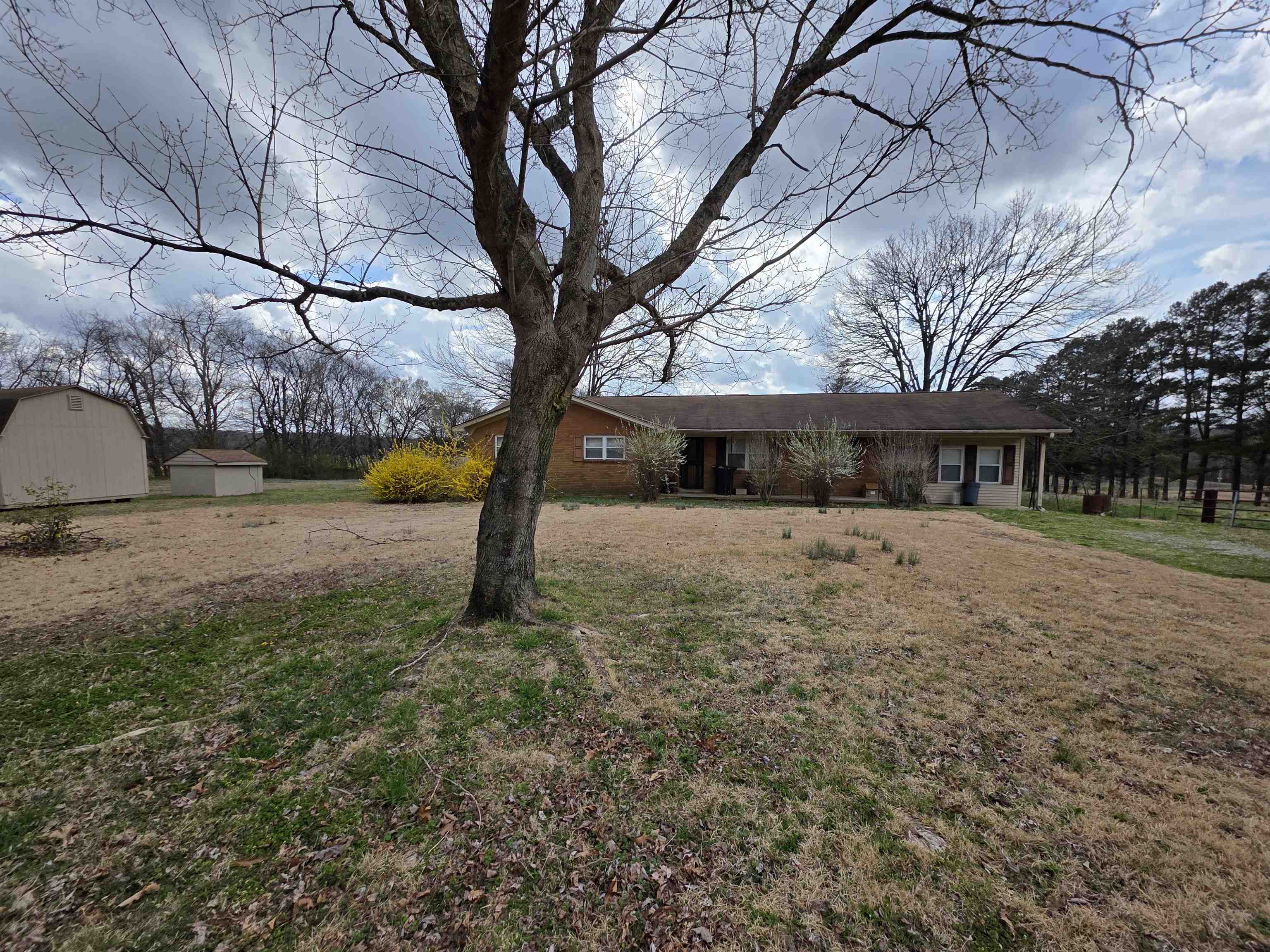 1669 RUSSELL BOND RD