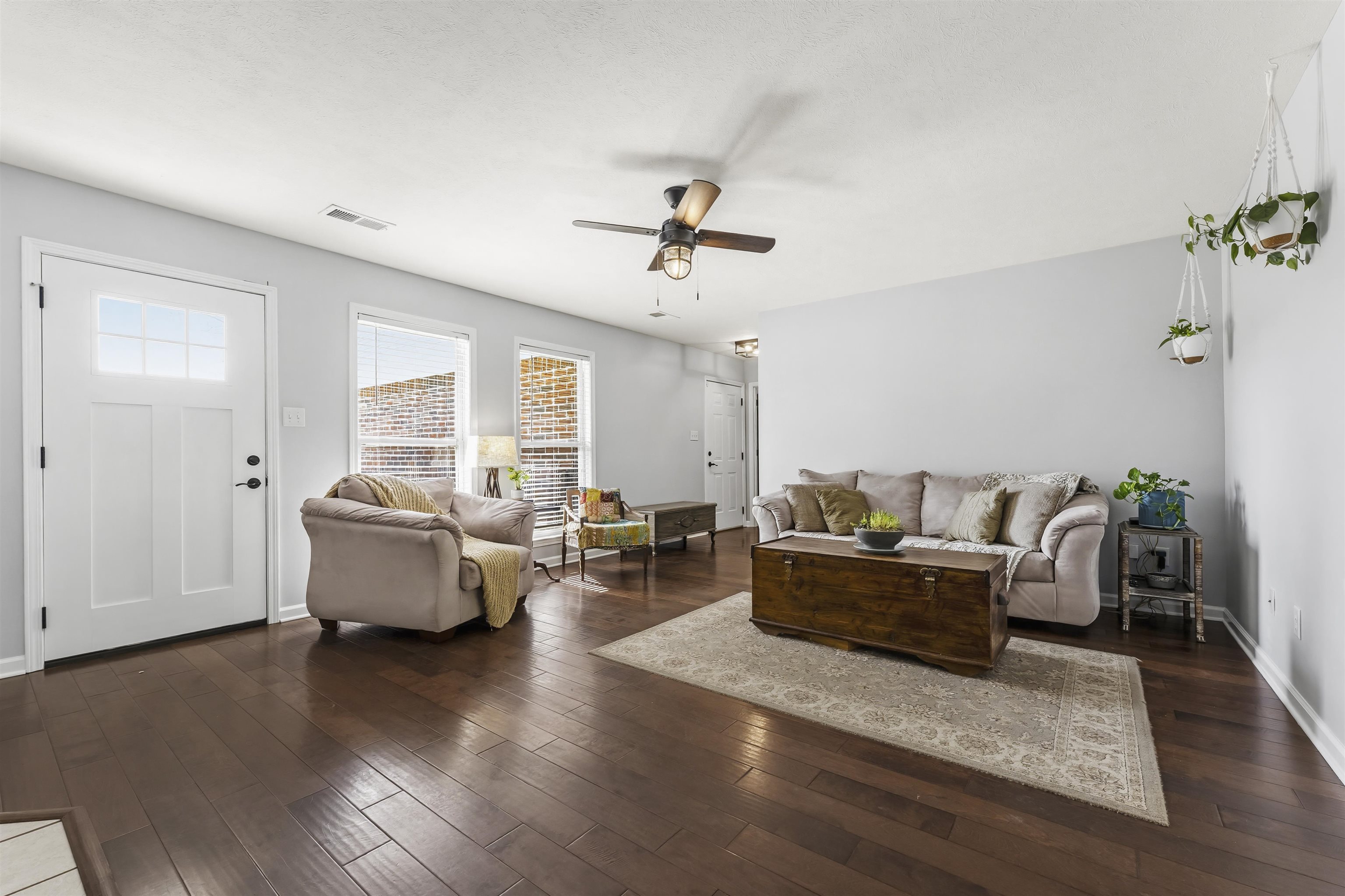 157 PEGGY ANNE LN