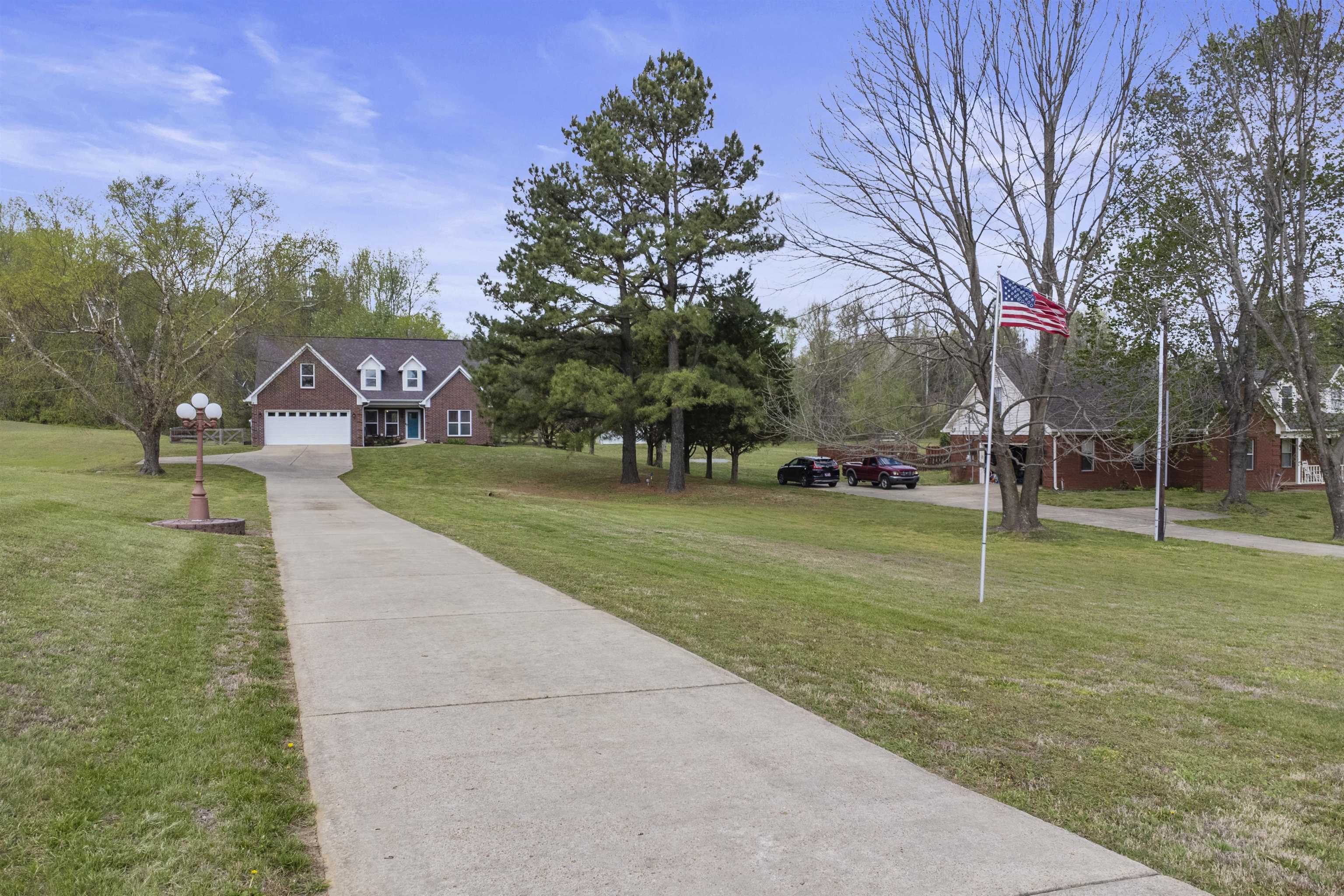 157 PEGGY ANNE LN