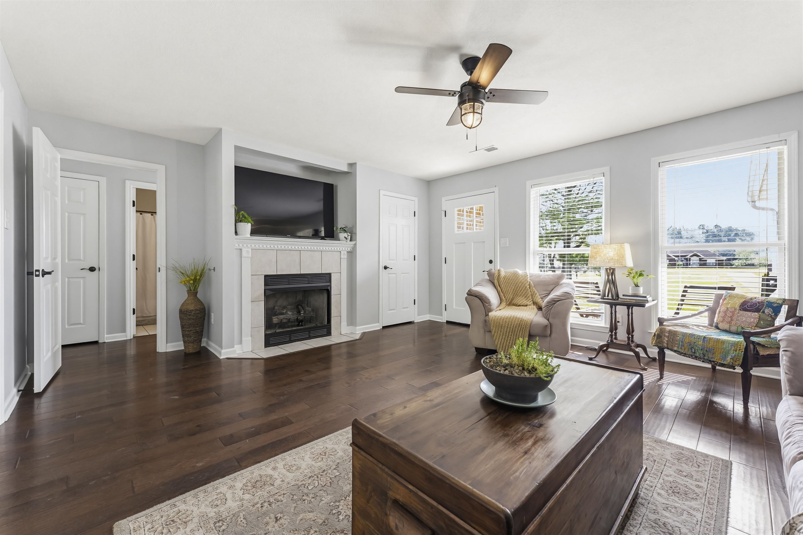 157 PEGGY ANNE LN