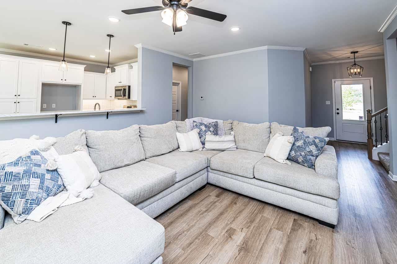 82 STEWART RD