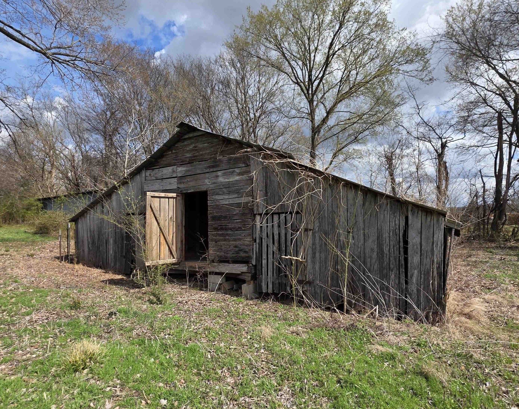 1669 RUSSELL BOND RD