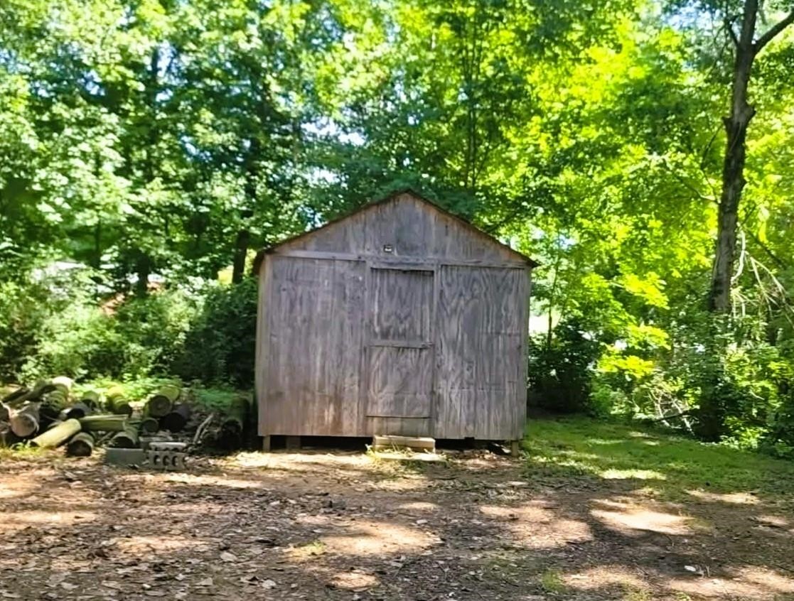 279 CHURCH ST