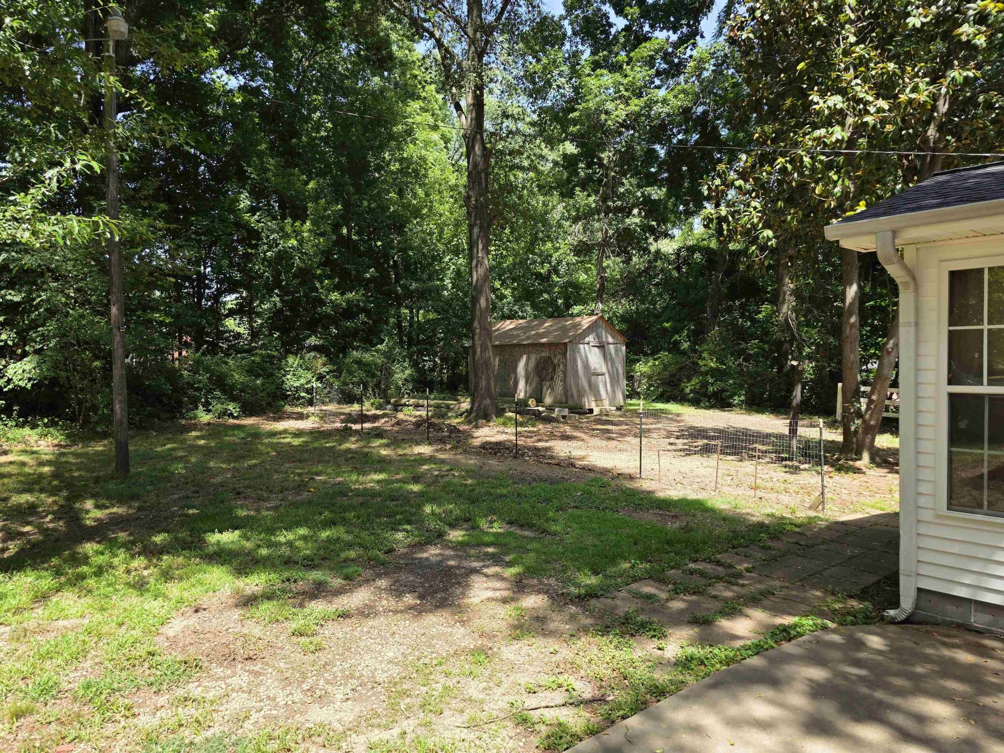 279 CHURCH ST