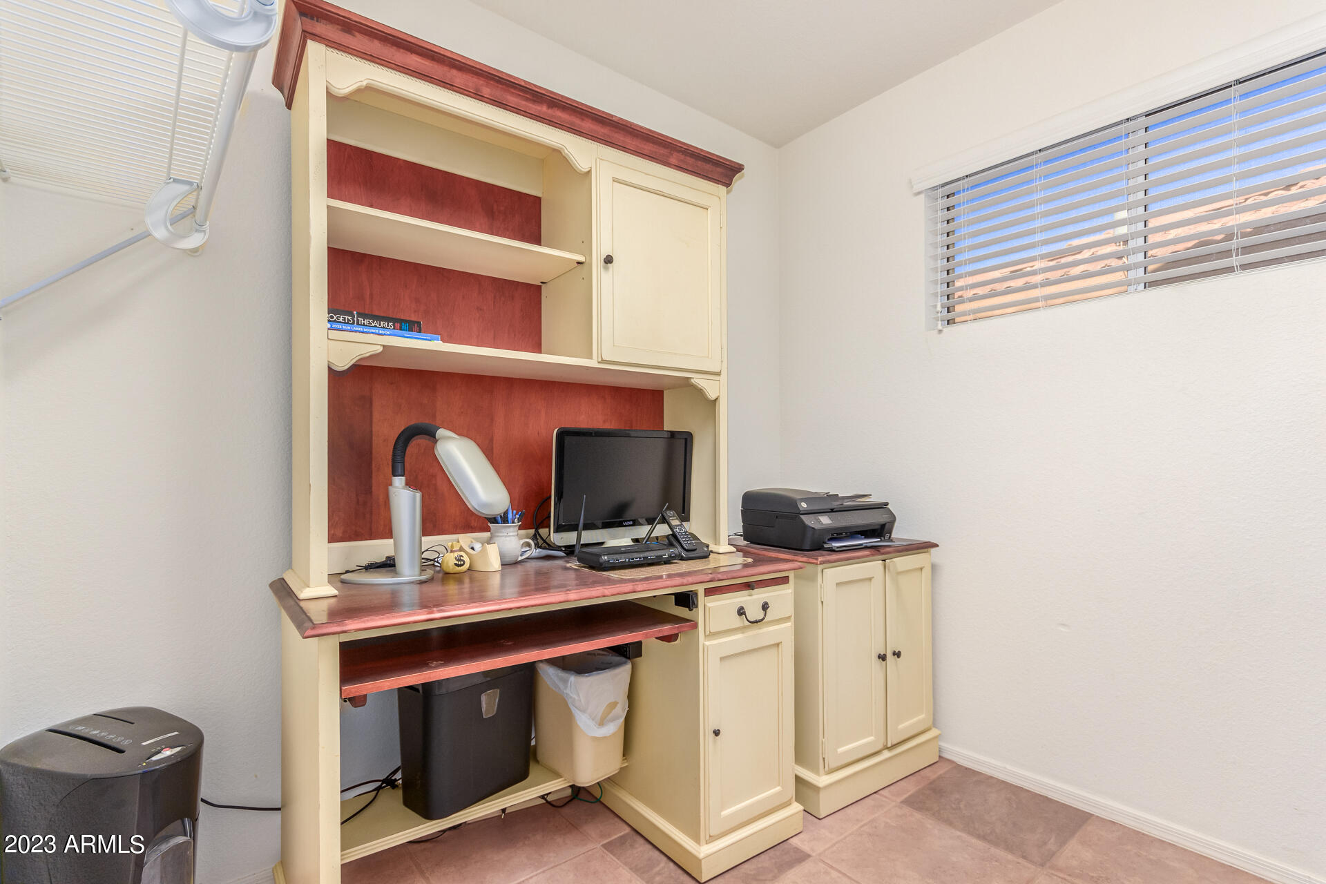 9309 E COOPERS HAWK Drive