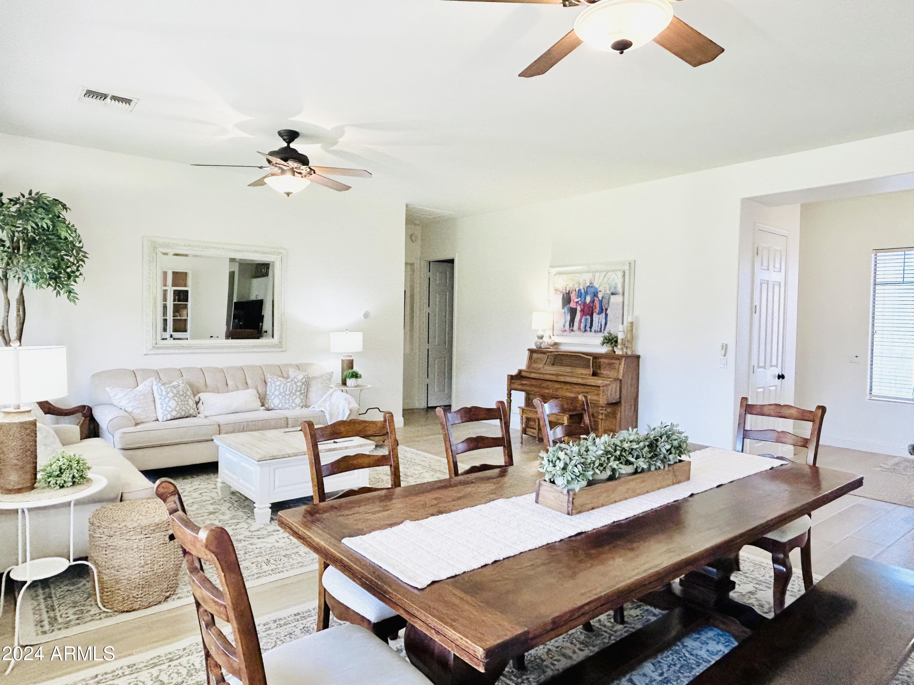 21125 E TWIN ACRES Drive