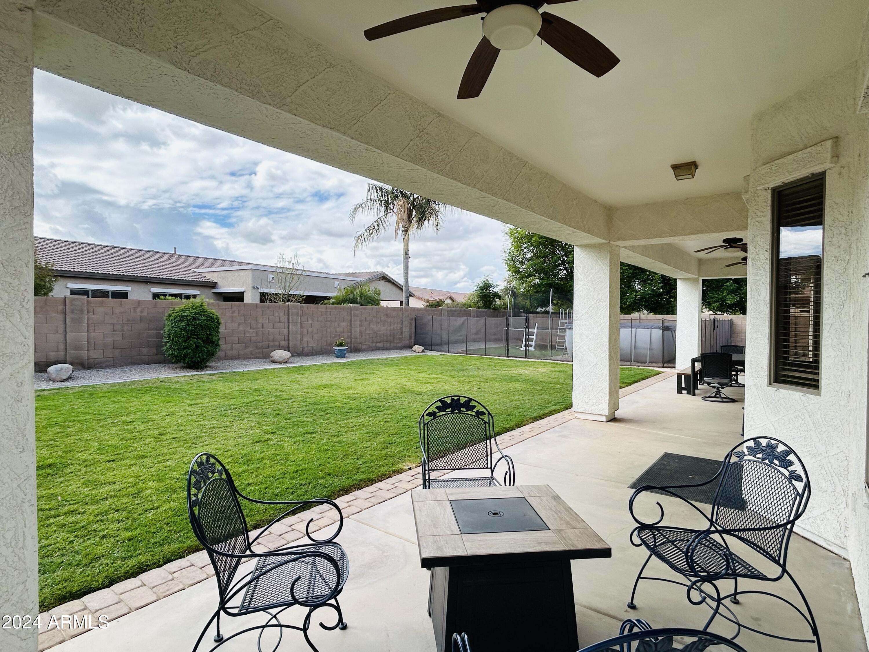 21125 E TWIN ACRES Drive