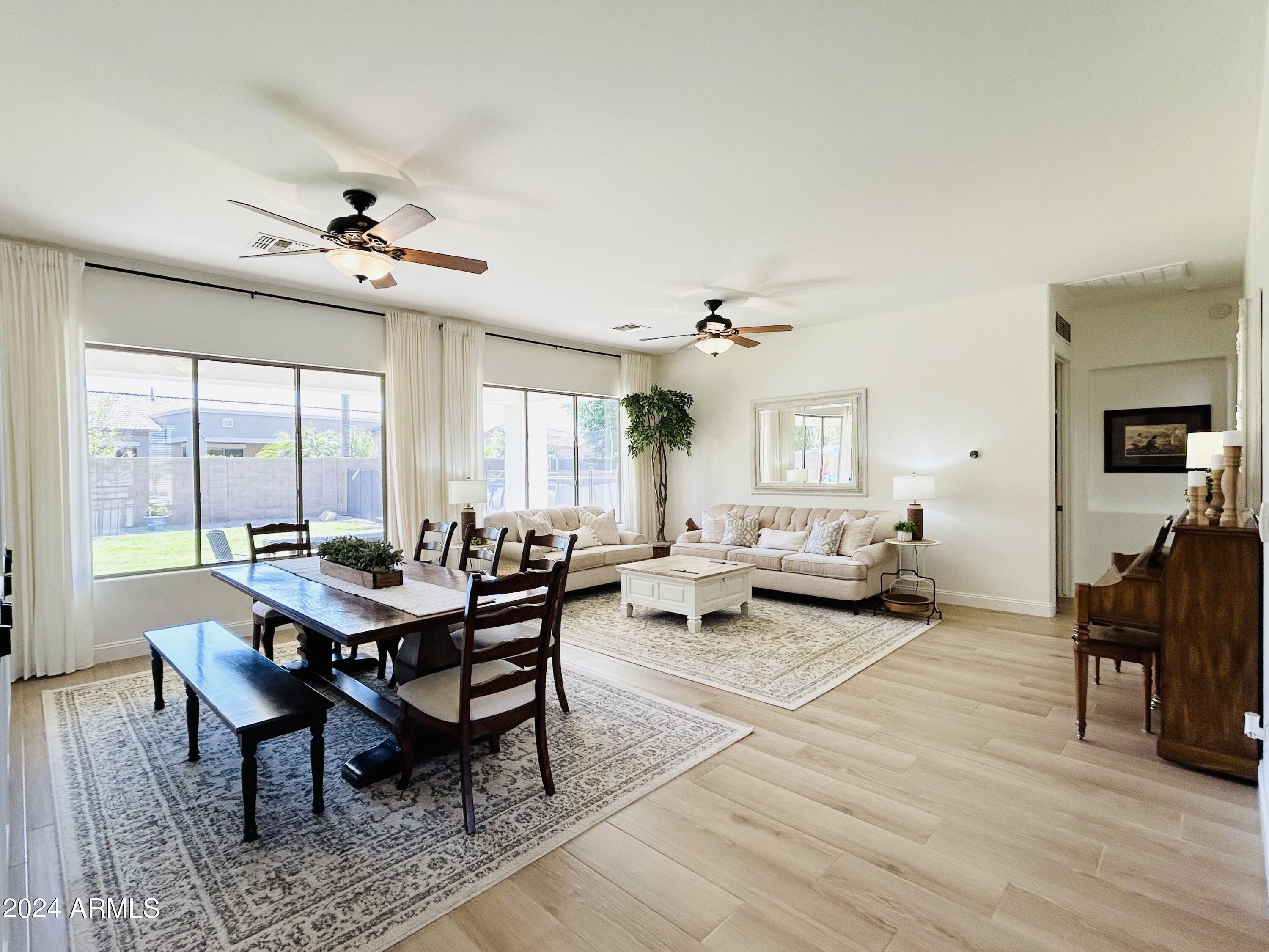 21125 E TWIN ACRES Drive