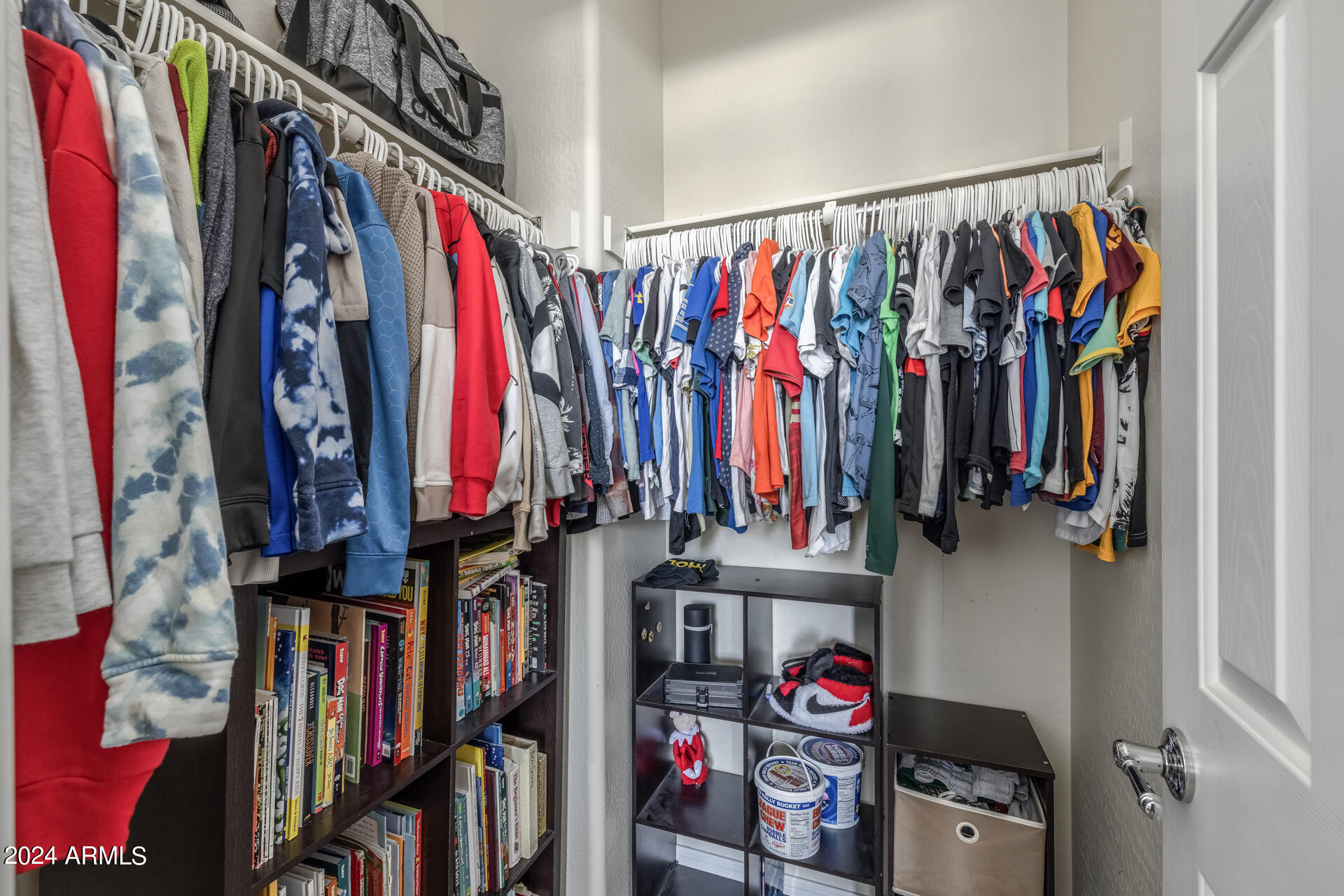 10850 E SORPRESA Avenue