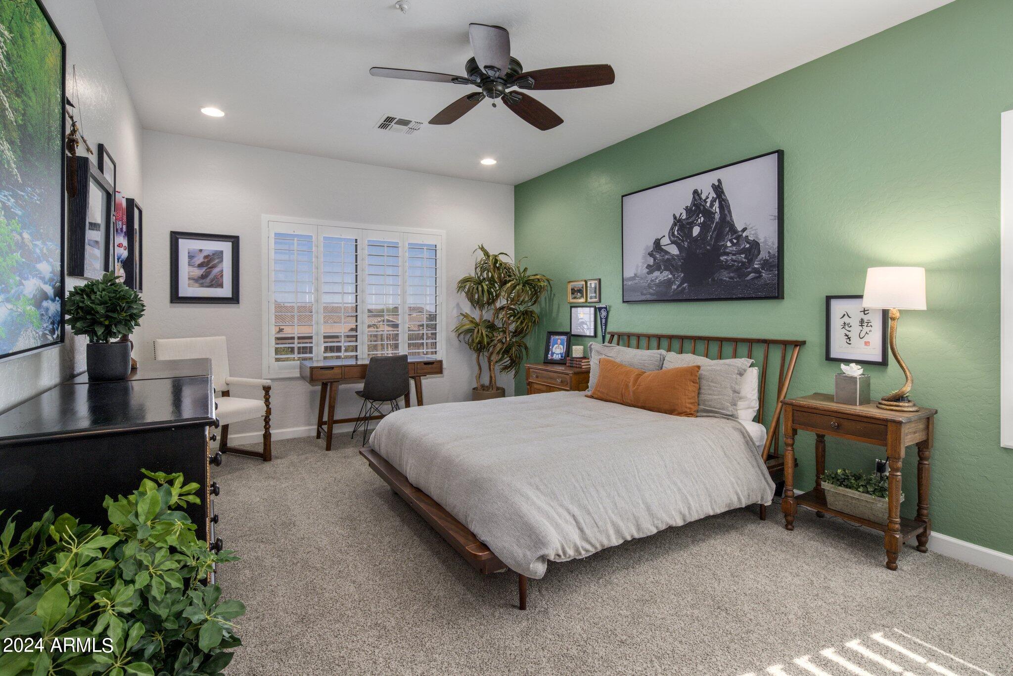 10841 E Gelding Drive