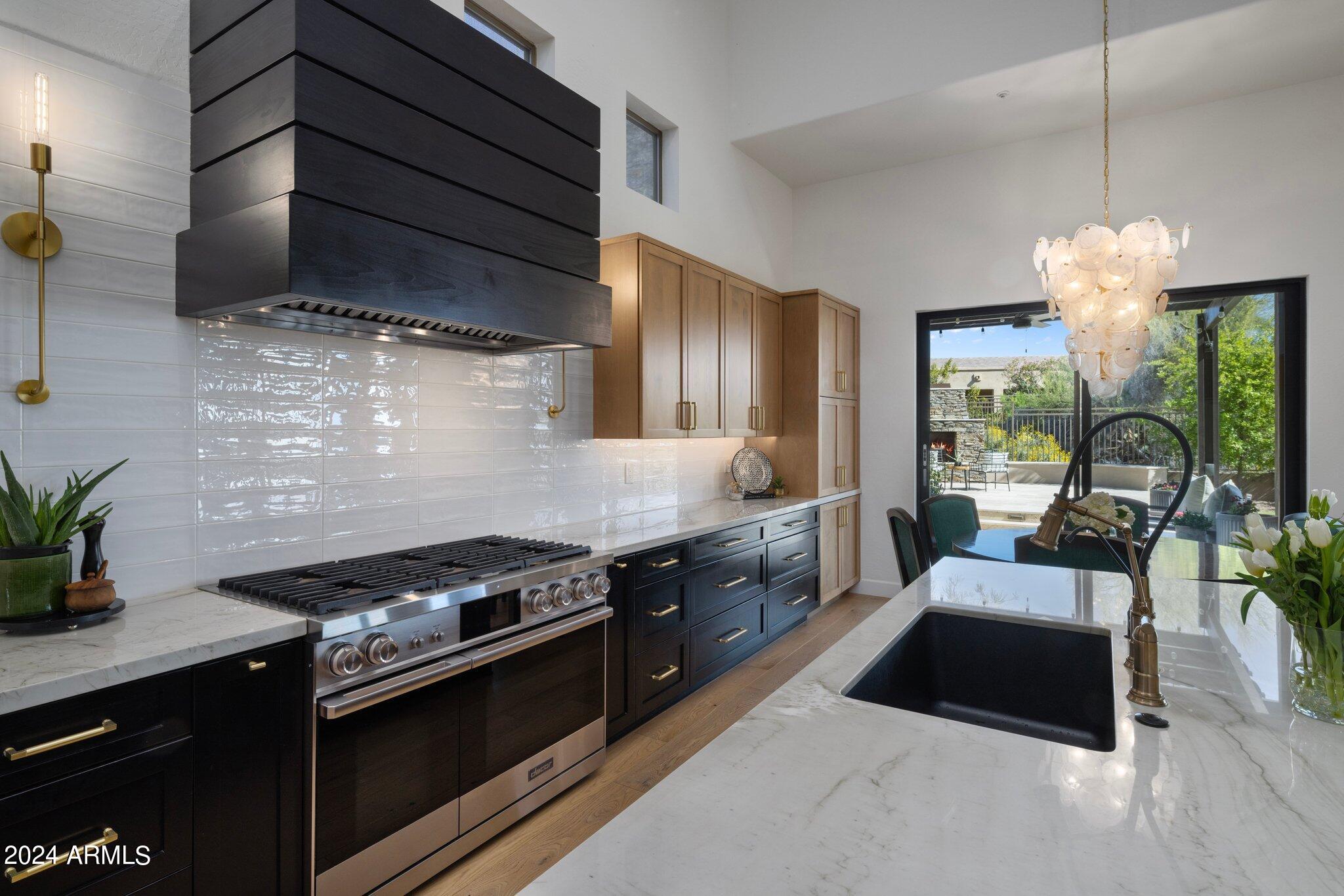 10841 E Gelding Drive