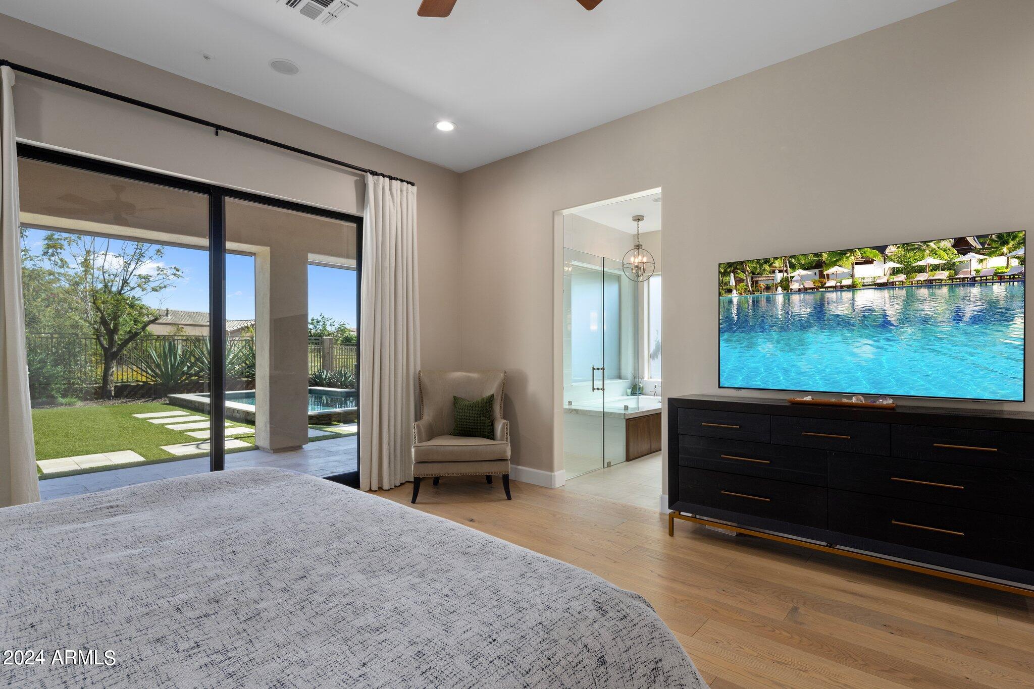 10841 E Gelding Drive