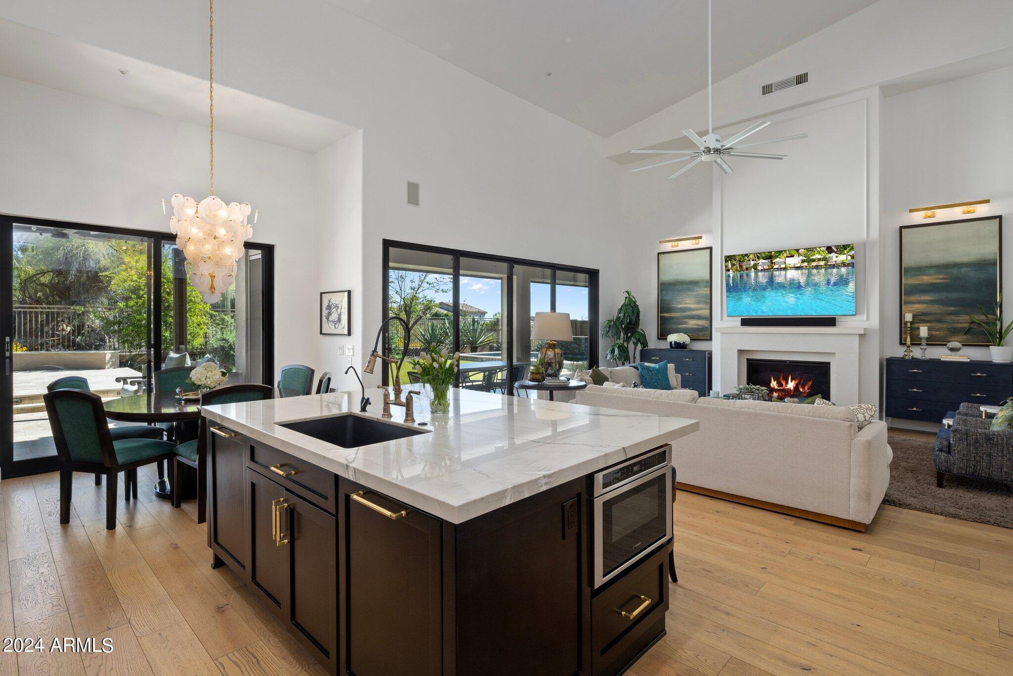 10841 E Gelding Drive