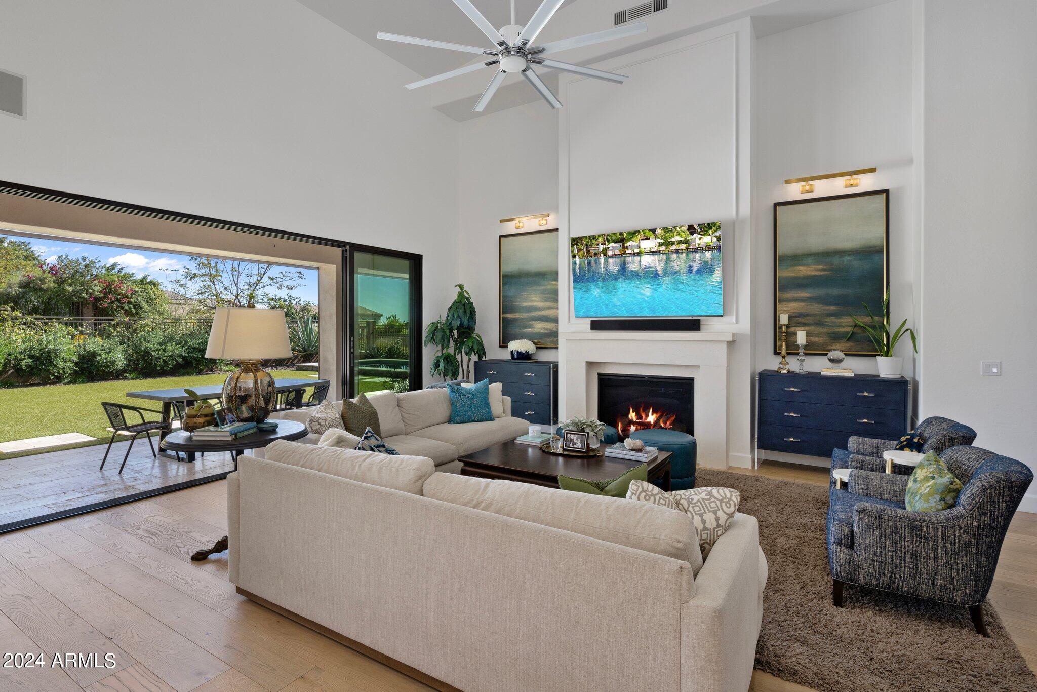 10841 E Gelding Drive