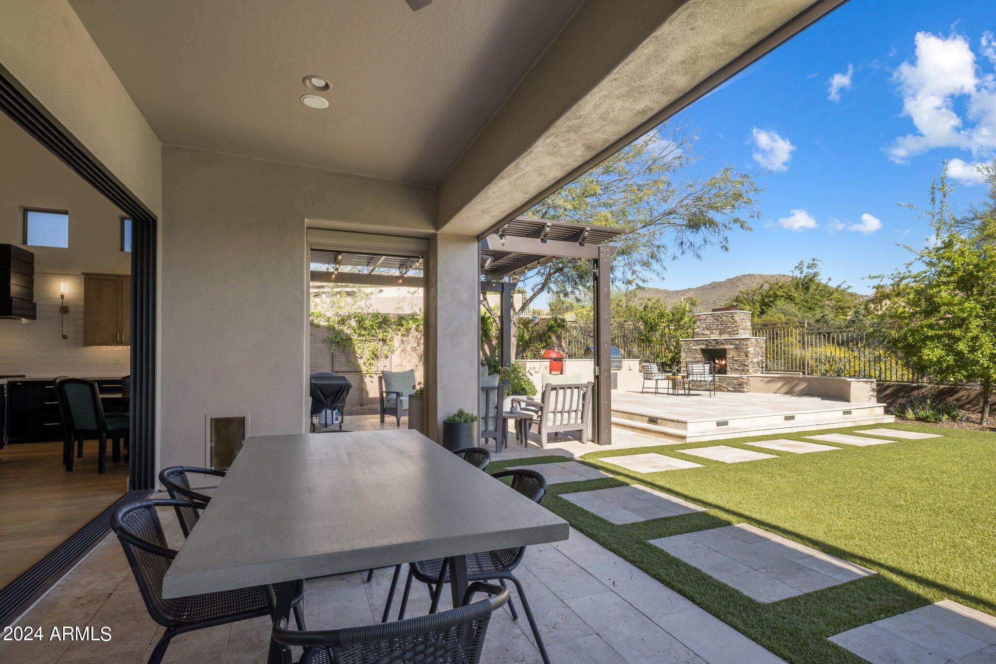 10841 E Gelding Drive