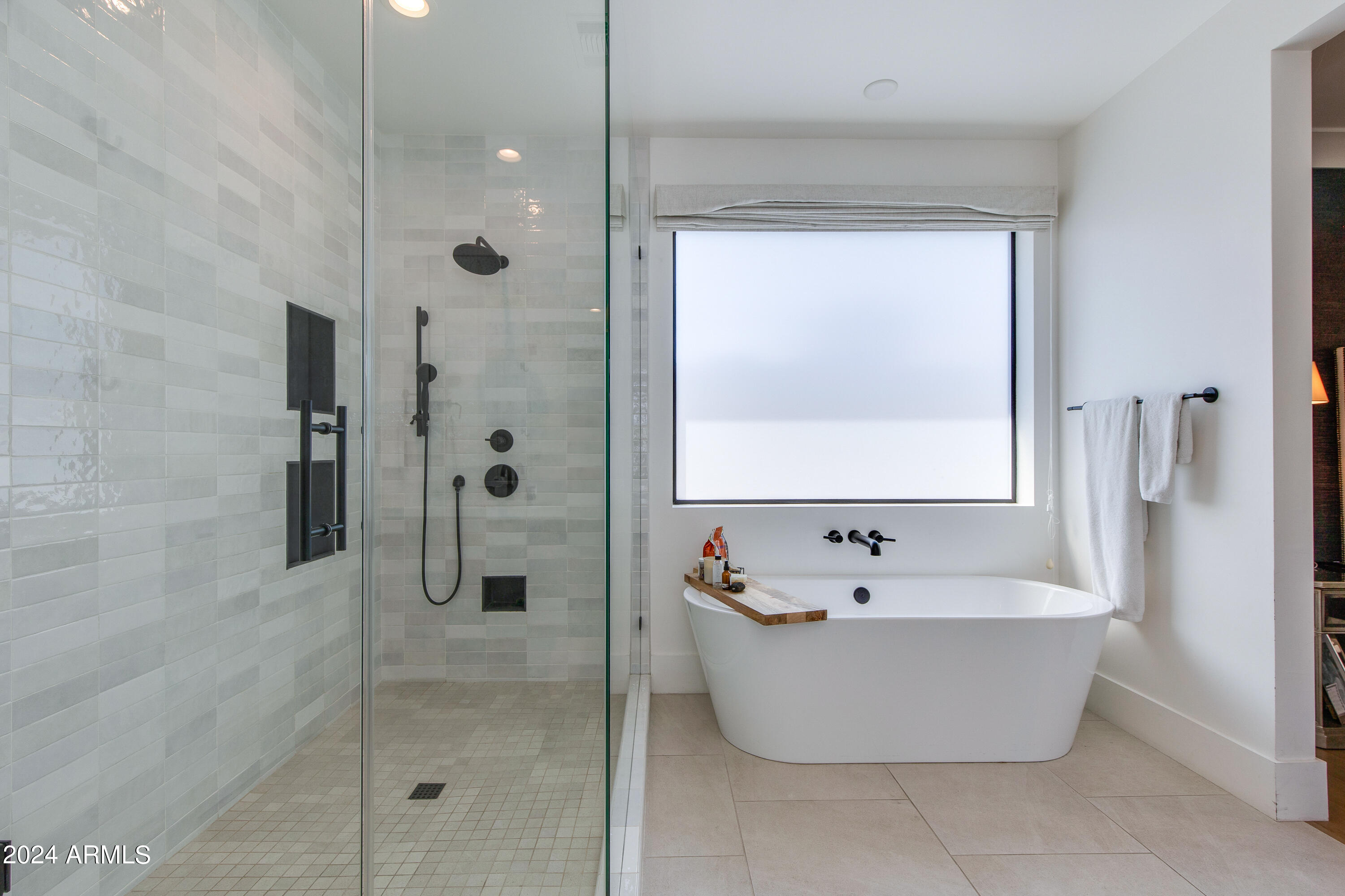 4548 E Calle Ventura