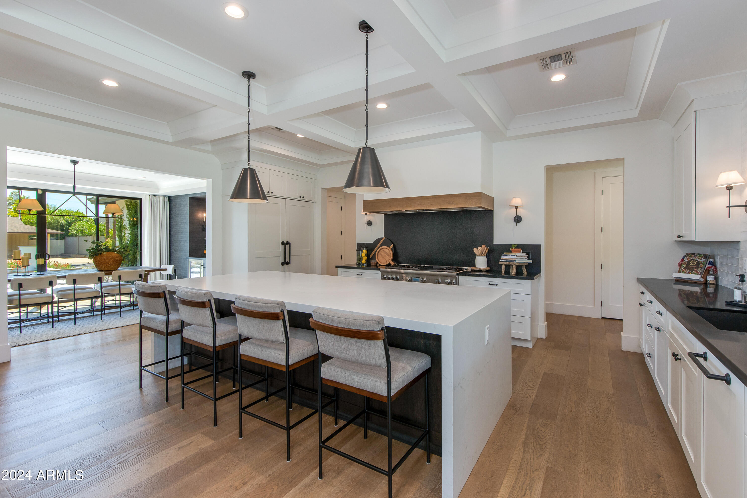 4548 E Calle Ventura