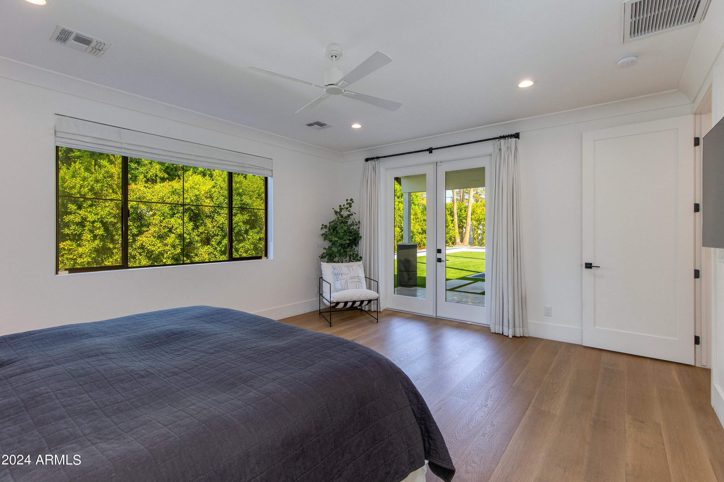 4548 E Calle Ventura