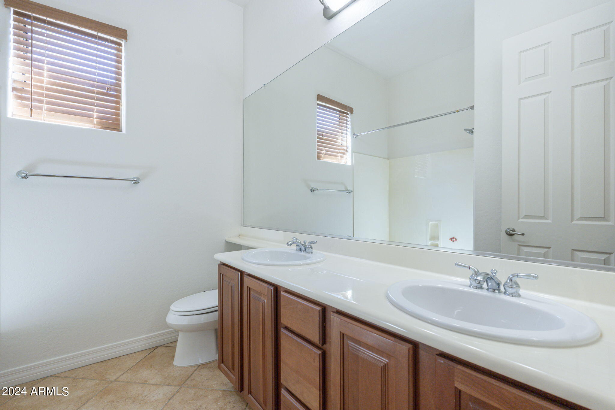 3130 E CEDAR Drive