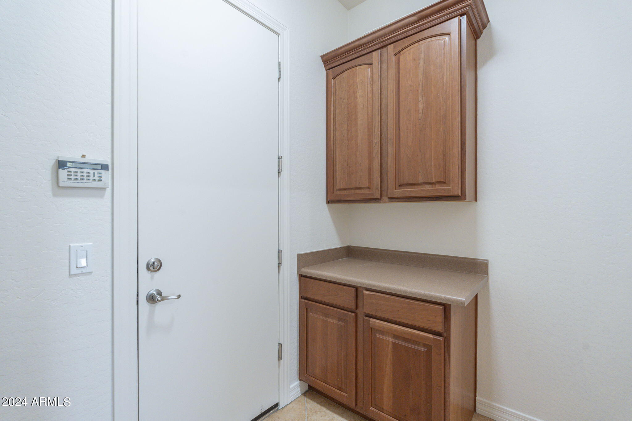 3130 E CEDAR Drive